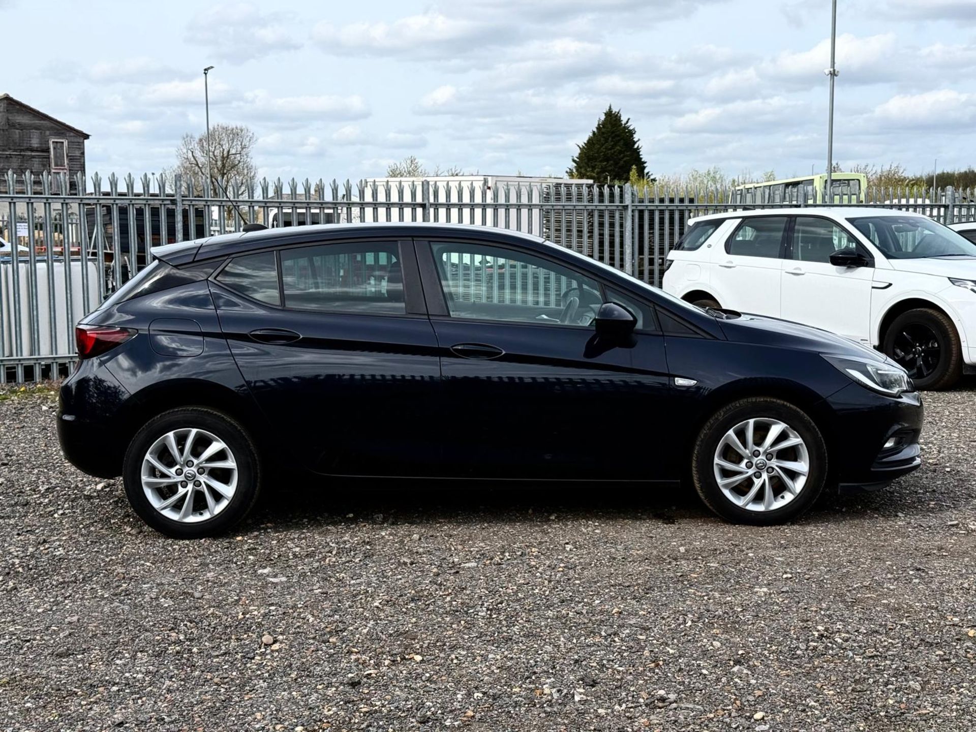 Vauxhall Astra 1.6 CDTI 16v 136 Tech Line Hatchback 2019 '19 Reg' Sat Nav - A/C - ULEZ Complaint - Image 7 of 19