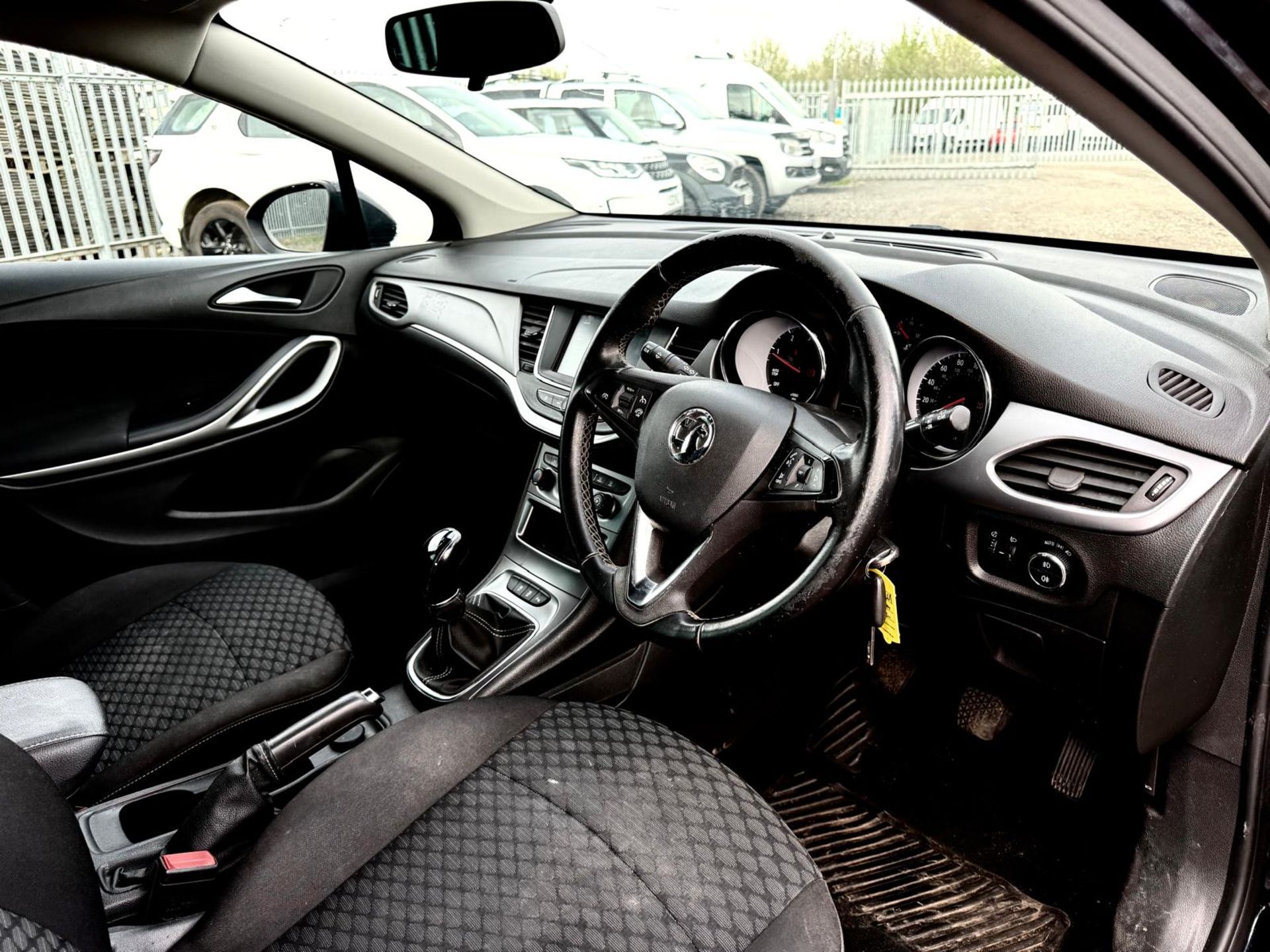 Vauxhall Astra 1.6 CDTI 16v 136 Tech Line Hatchback 2019 '19 Reg' Sat Nav - A/C - ULEZ Complaint - Image 11 of 19