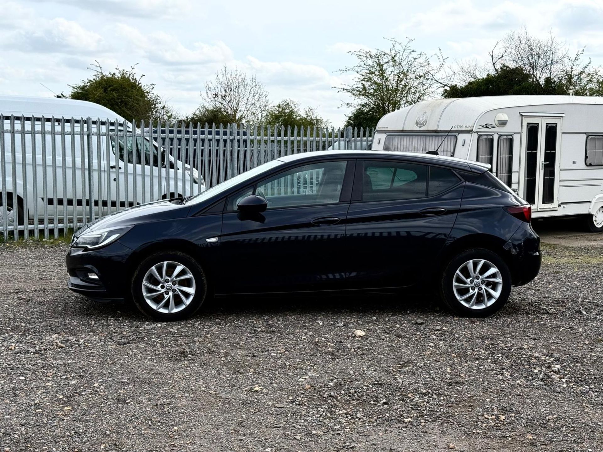 Vauxhall Astra 1.6 CDTI 16v 136 Tech Line Hatchback 2019 '19 Reg' Sat Nav - A/C - ULEZ Complaint - Image 3 of 19