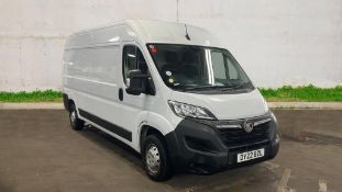 Vauxhall Movano 2.2 TD 3500 Dynamic 140 FWD L3 HI Roof - Sat Nav - A/C - 51794 Miles