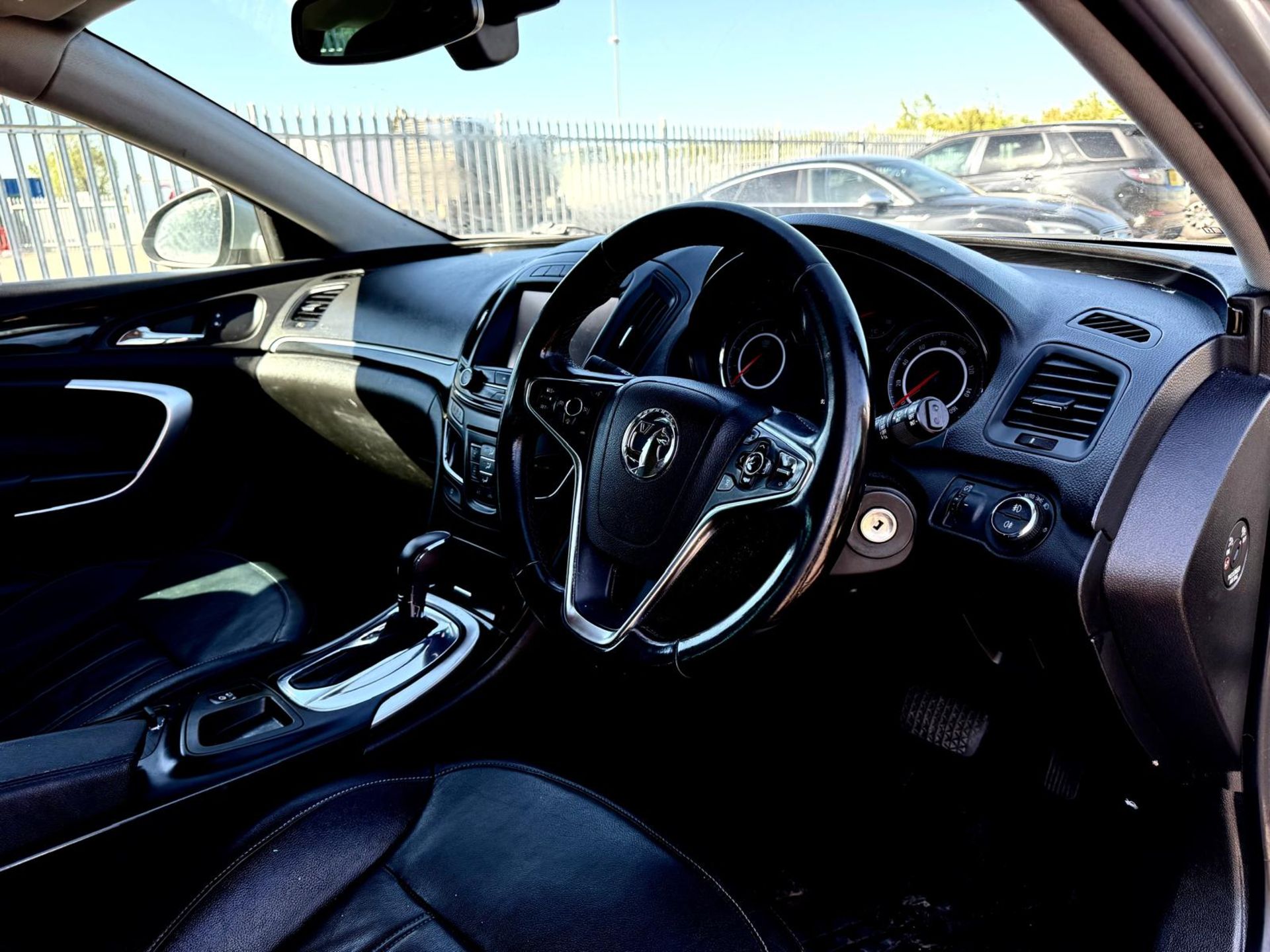 Vauxhall Insignia Tourer 2.0 CDTI E/F 163 Elite Estate 2015 '15 Reg' Sat Nav - A/C - Image 11 of 19