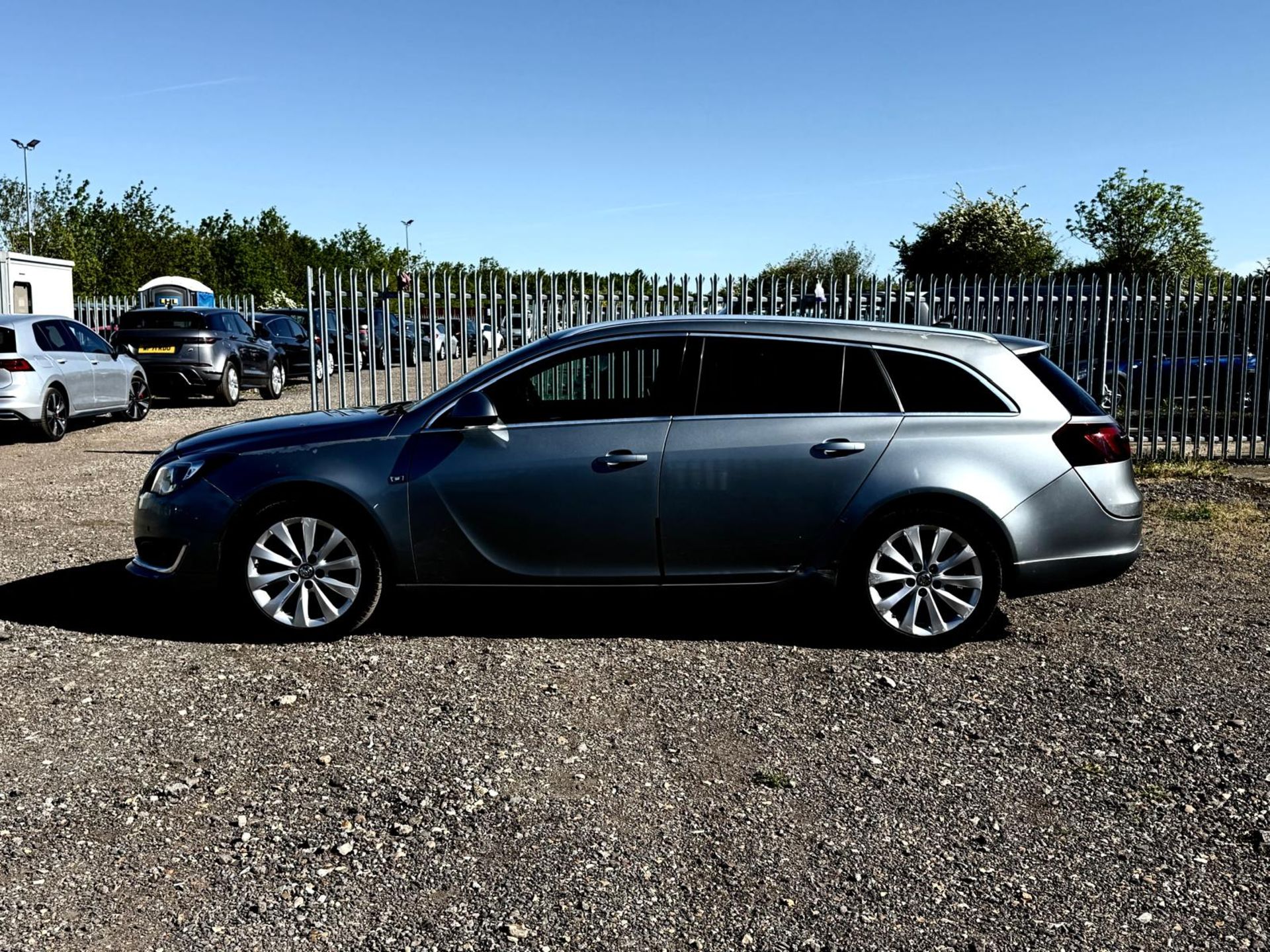 Vauxhall Insignia Tourer 2.0 CDTI E/F 163 Elite Estate 2015 '15 Reg' Sat Nav - A/C - Image 3 of 19