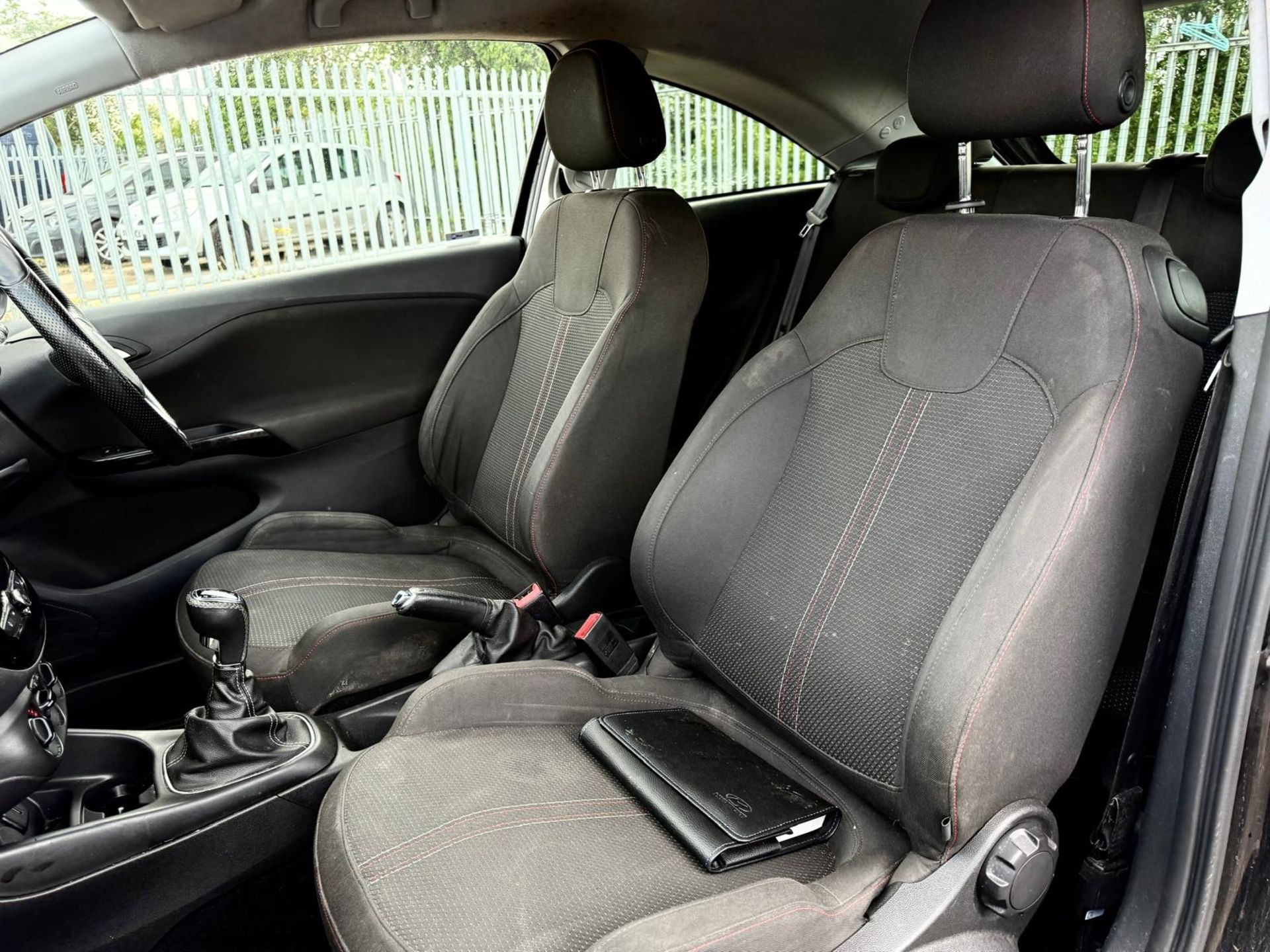Vauxhall Corsa 1.4 75 Limited Edition Hatchback 2017 '17 Reg' A/C - ULEZ Compliant - Image 12 of 18