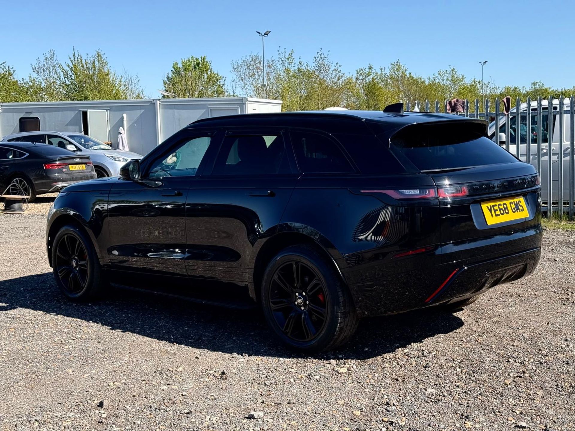 Range Rover Massive **ON SALE**Land Rover Range Rover Velar ( Massive Spec ) R Dynamic SE ...