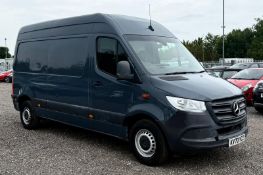 Mercedes Benz Sprinter MWB Hi Roof 2020 '70 Reg' A/C - ULEZ Compliant - Only 31146 Miles