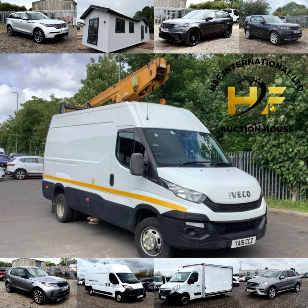 ** Commercial Vehicle & Luxury Car Event ** Range Rover Velar 3.0 D275 R Dynamic SE 2019 - Icon Park Home 'Classic' 2026 32x12 *Over 50+ Lot's *