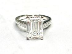 **ON SALE**Emerald Cut Diamond 5.36 Carat Set in Platinum DiamondRingFColourVS2ClarityIGICertificate