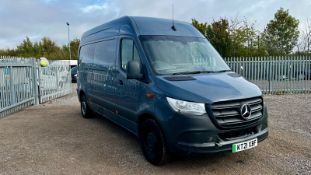 Mercedes Benz Sprinter MWB Hi Roof 2021 '21 Reg' A/C - ULEZ Compliant - Only 31,378 Miles
