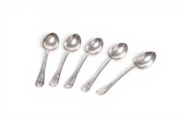 A set of five golfing interest teaspoons