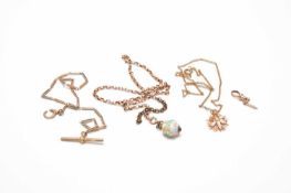 A small collection of jewellery