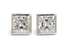 Diamant-Solitär-Ohrstecker im Princess-Cut