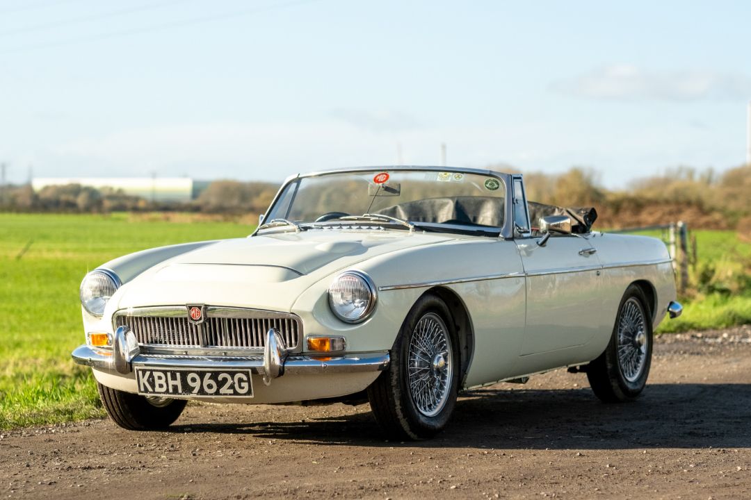 1969 MG MGC Roadster Comprehensive history file and supplied with factory hardtop - Image 8 of 45