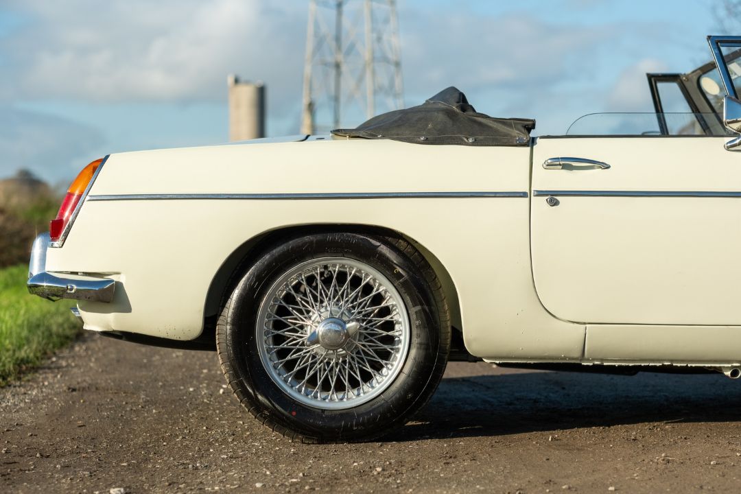 1969 MG MGC Roadster Comprehensive history file and supplied with factory hardtop - Image 14 of 45