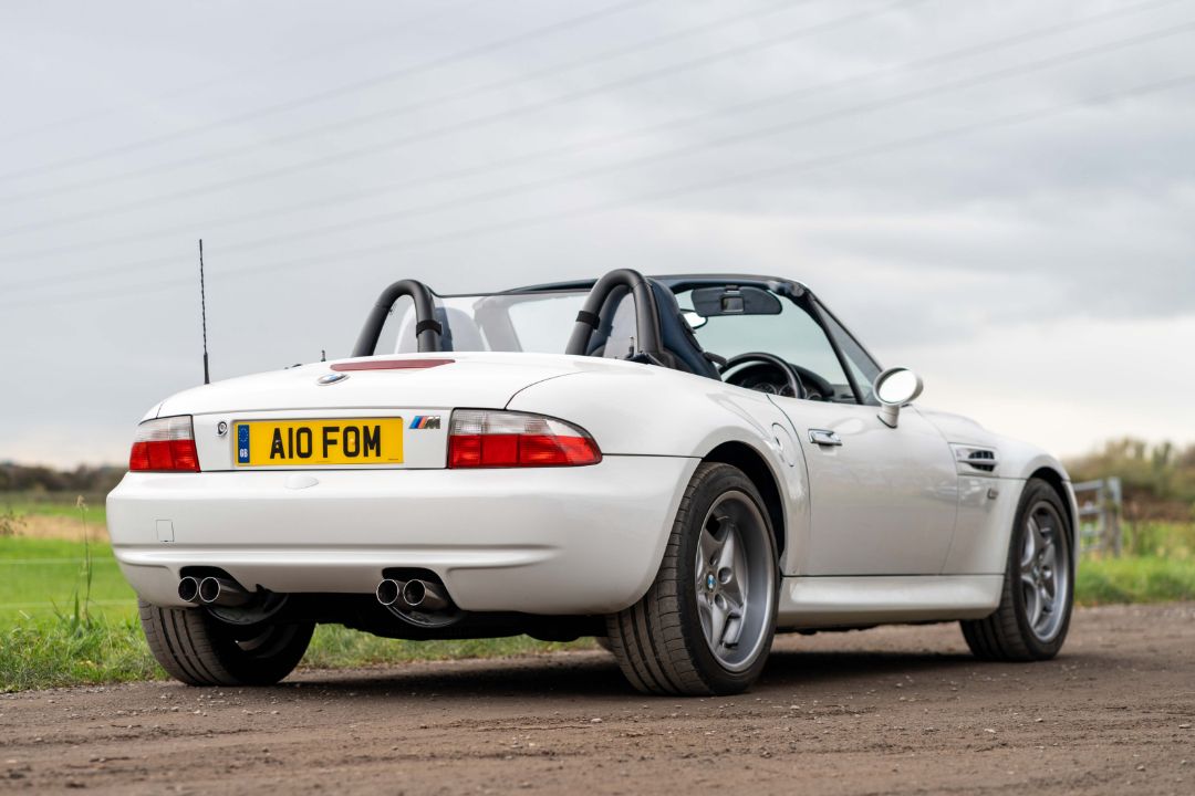 1999 BMW Z3M Finished in the very rare colour of Alpine White and accompanied by a comprehensive ser - Image 5 of 45