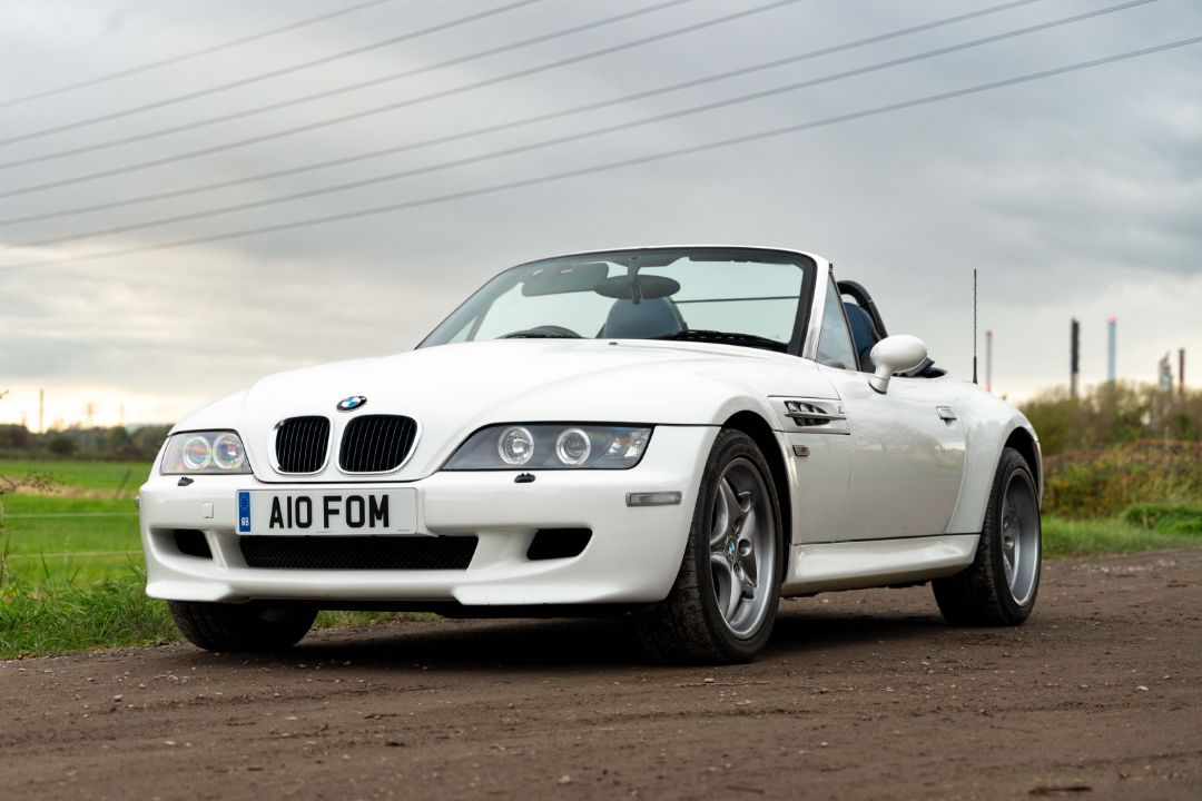 1999 BMW Z3M Finished in the very rare colour of Alpine White and accompanied by a comprehensive ser - Image 9 of 45