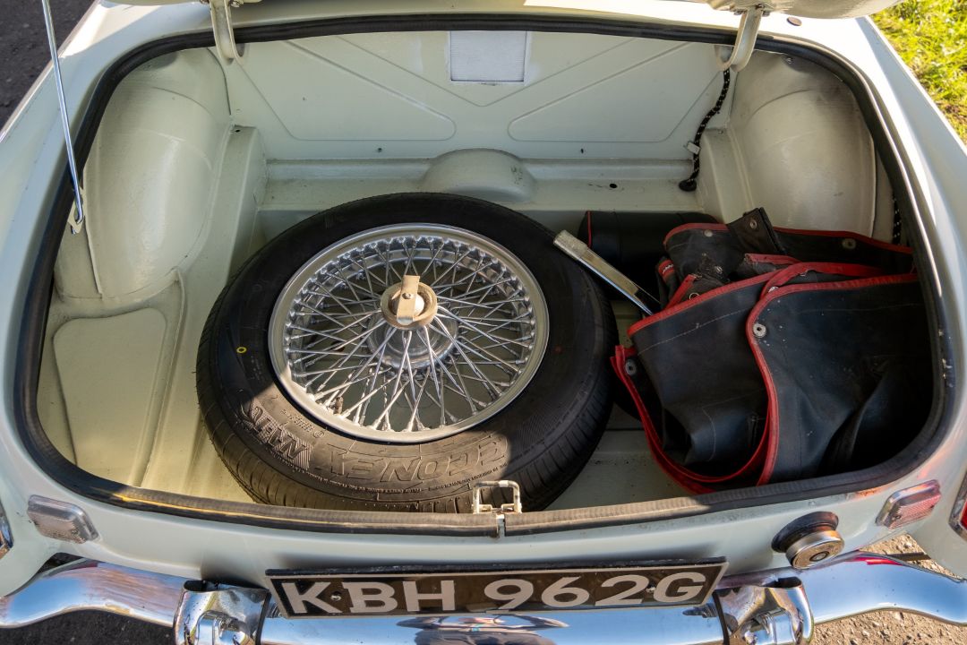 1969 MG MGC Roadster Comprehensive history file and supplied with factory hardtop - Image 40 of 45