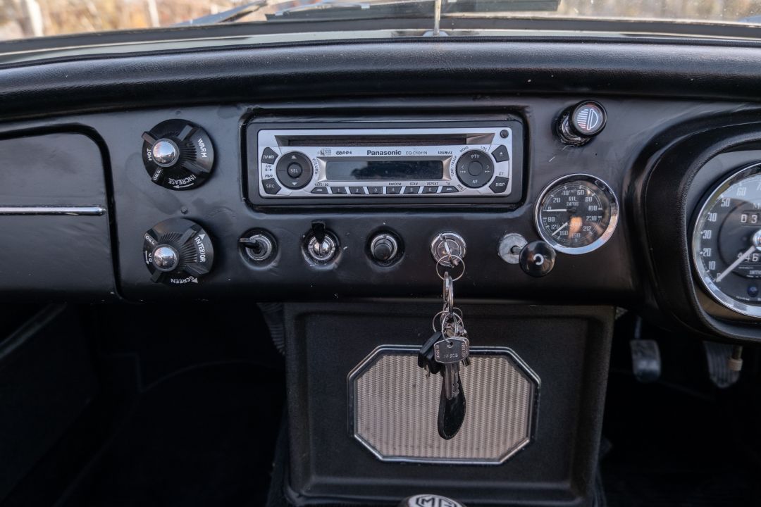 1969 MG MGC Roadster Comprehensive history file and supplied with factory hardtop - Image 26 of 45