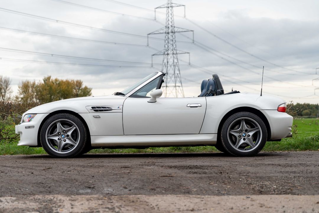 1999 BMW Z3M Finished in the very rare colour of Alpine White and accompanied by a comprehensive ser - Image 8 of 45