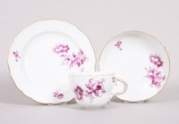 Kaffeegedeck, Meissen, Form "Neuer Ausschnitt", Dekor "Purpurmalerei", 20.Jh., 1.Wahl 