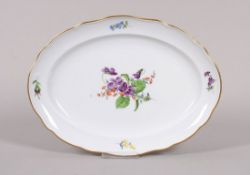 Ovale Platte, Meissen, Dekor "Deutsche Blume", 20. Jh. 