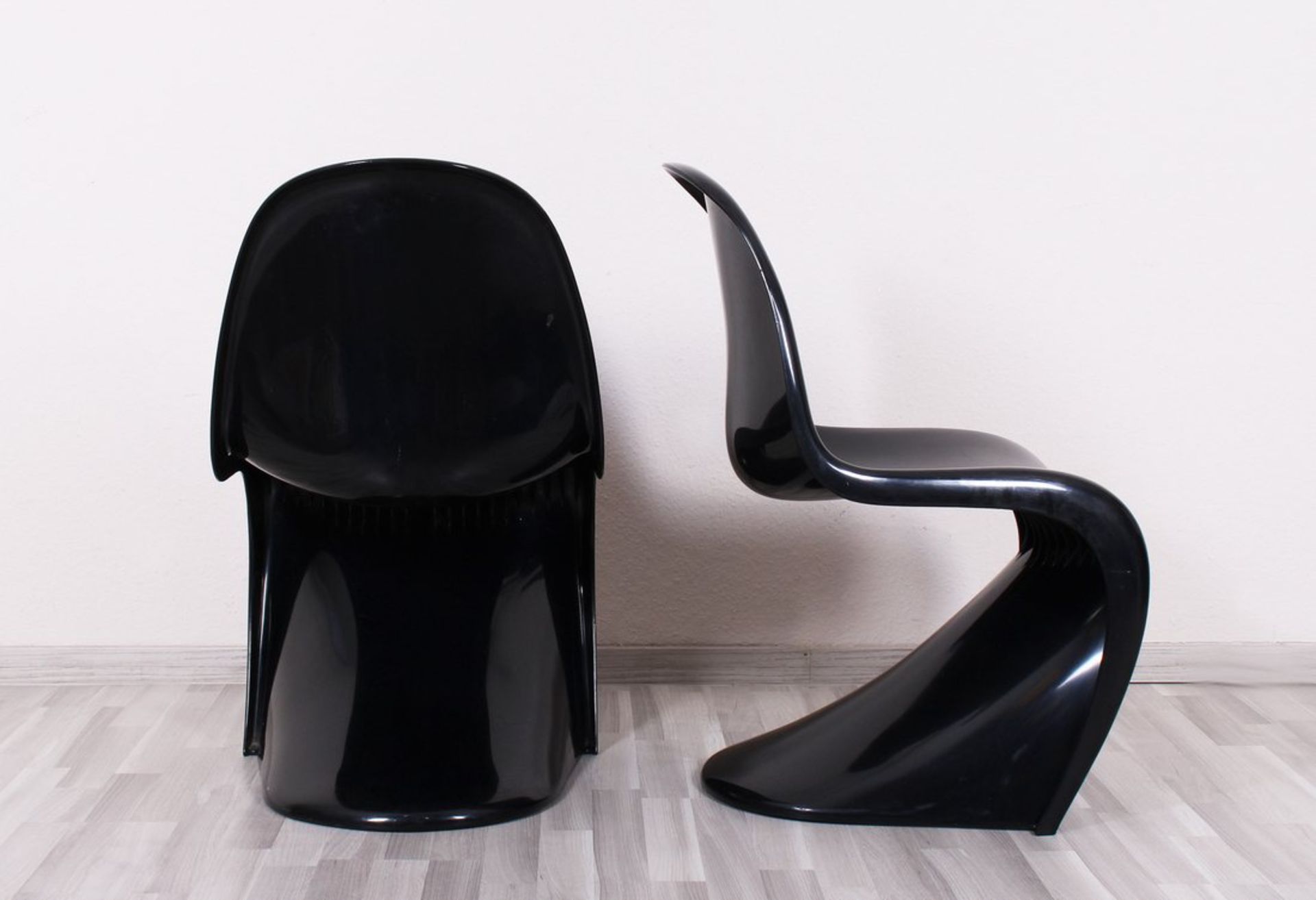 2 "Panton Chairs", Entwurf Verner Panton, Ausführung Fehlbaum, um 1971  - Bild 3 aus 5