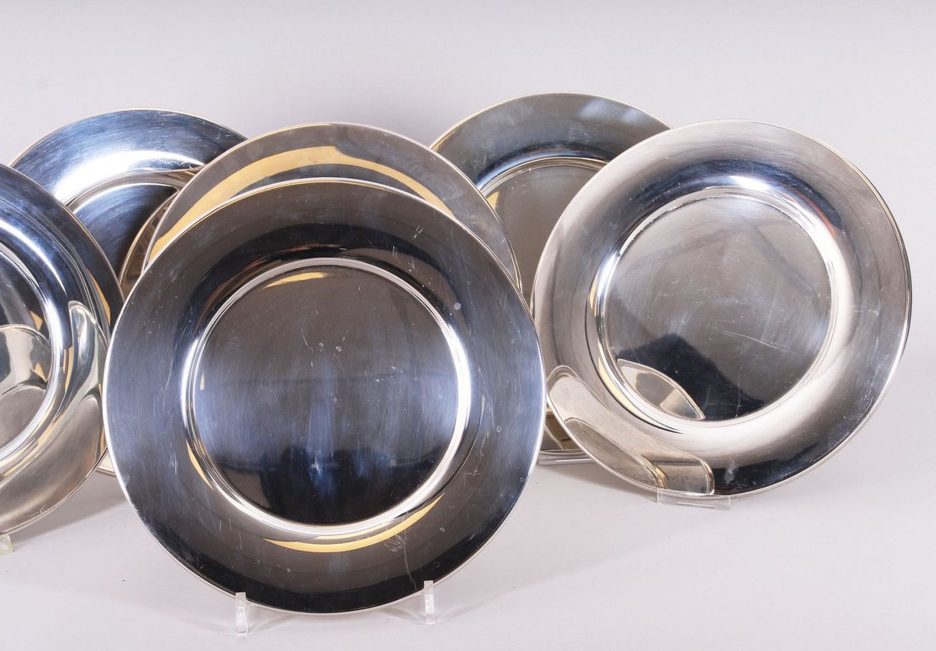 Sechs Platzteller "Alta", Versilbert, Robbe & Berking, Flensburg, 20. Jh.  - Bild 2 aus 4