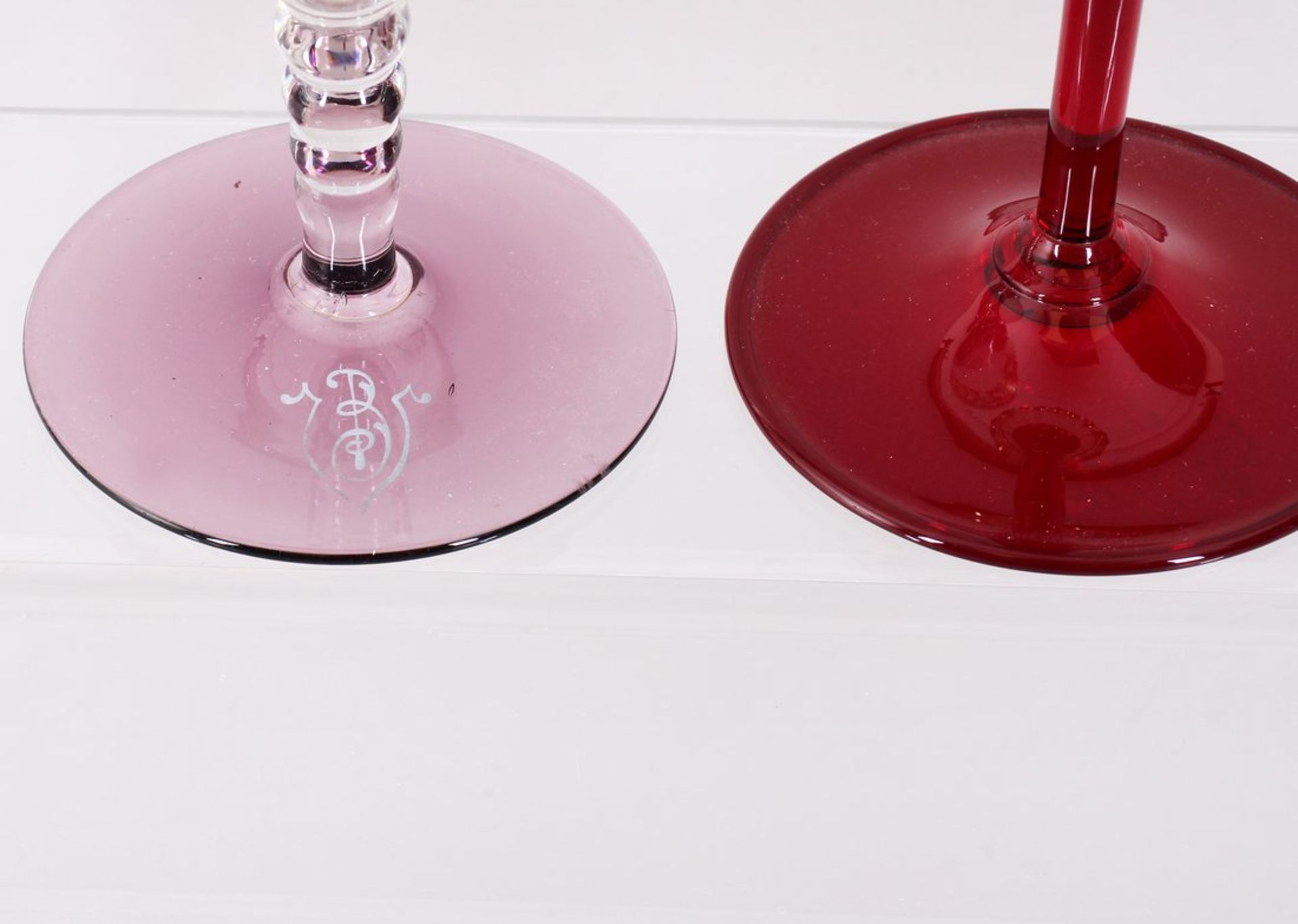 Zwei unterschiedliche Süßweingläser, wohl Murano, Italien, 20. Jh.  - Bild 4 aus 4