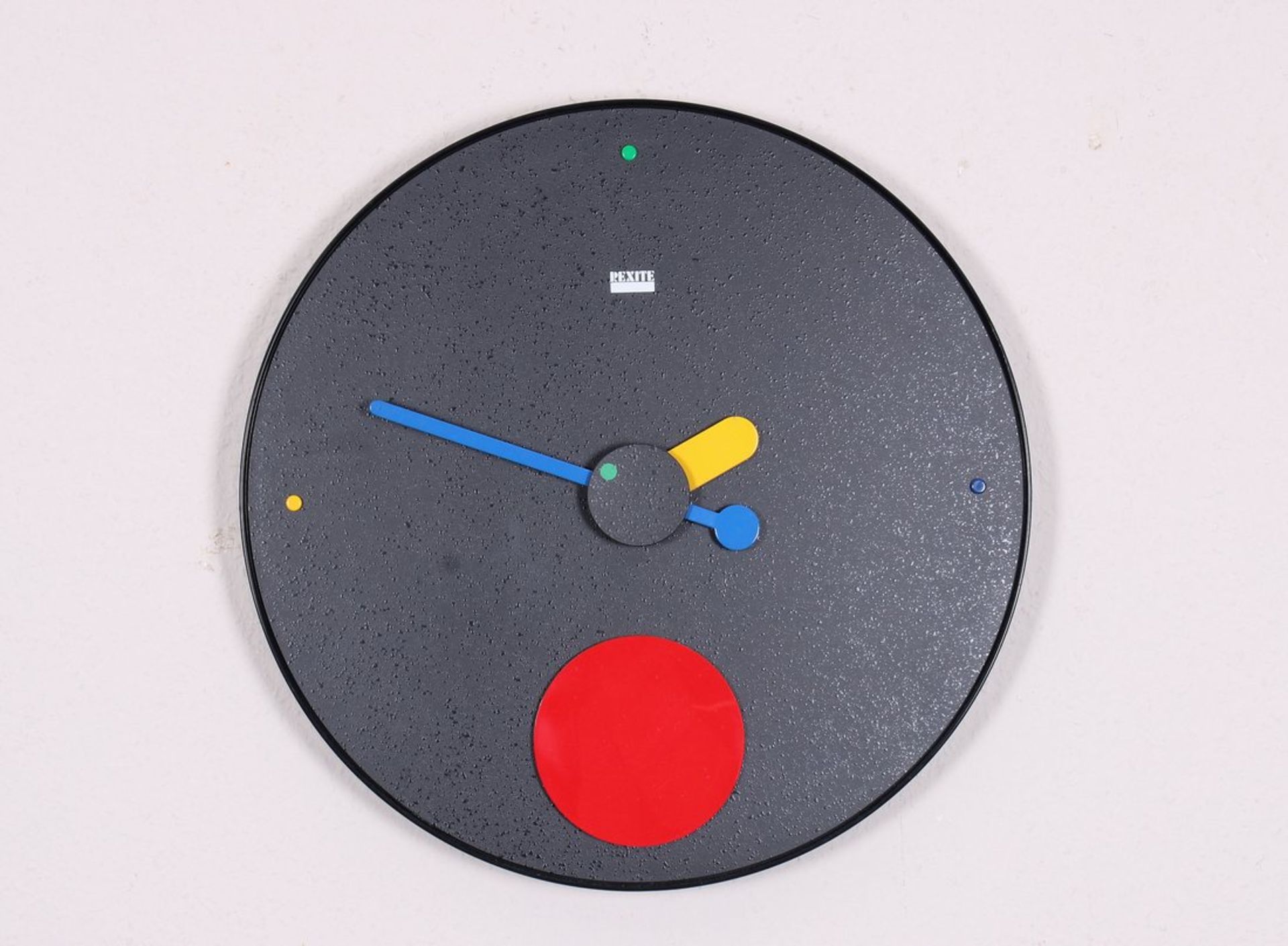 Wanduhr "Contratempo", Entwurf Raul Barbieri & Giorgio Marianelli für Rexite, um 1985 