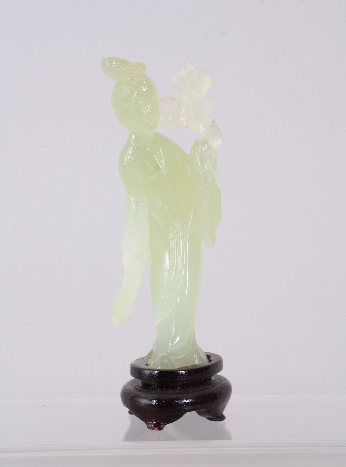 Kleine Guanyin, China, 20. Jhd.  - Bild 2 aus 3