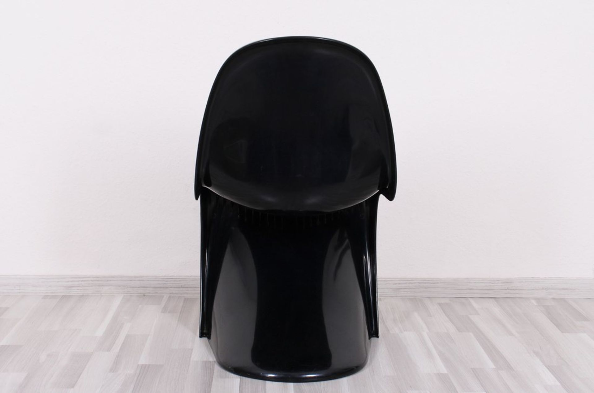 "Panton Chair", Entwurf Verner Panton für Hermann Miller, Ausführung Fehlbaum, um 1971  - Bild 3 aus 5