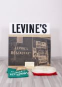 Les Levine (geb. 1935, Dublin), "Levine’s Restaurant", Multiple in Box, 14.tlg. 