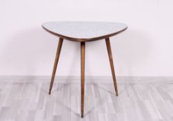 Kleiner "Nierentisch", Ilse Möbel, 1960er Jahre, Buche/Formica 