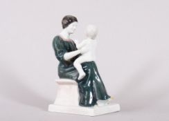 Mutter und Kind, Porzellanmanufaktur Heubach, 20. Jhd. 