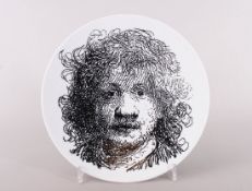 Platzteller mit Rembrandts Konterfei, Limoges, Frankreich, 2014 