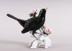 Amsel auf Ast, Porzellanmanufaktur Karl Ens, Volkstedt, Fertigung um 1900-1919 
