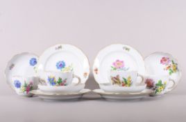Vier Kaffee-Gedecke, Meissen, Form "Neuer Ausschnitt", Dekor "Deutsche Blume", 2.H. 20.Jh. 