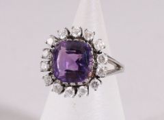 Amethyst Ring mit Brillanten, 585 Weißgold