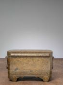 (R) BRASS BETEL NUT BOX (LOTOAN), JOLO EMPIRE, BORNEO, 14TH CENTURY