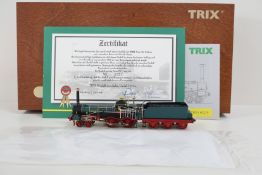 Trix H0 Dampflok 22519 OVP 