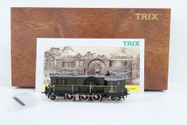 Trix H0 Dampflok 22490 OVP 