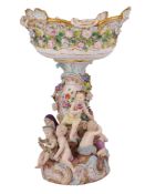 A MEISSEN PORCELAIN FRUIT BOWL, CA. 1910