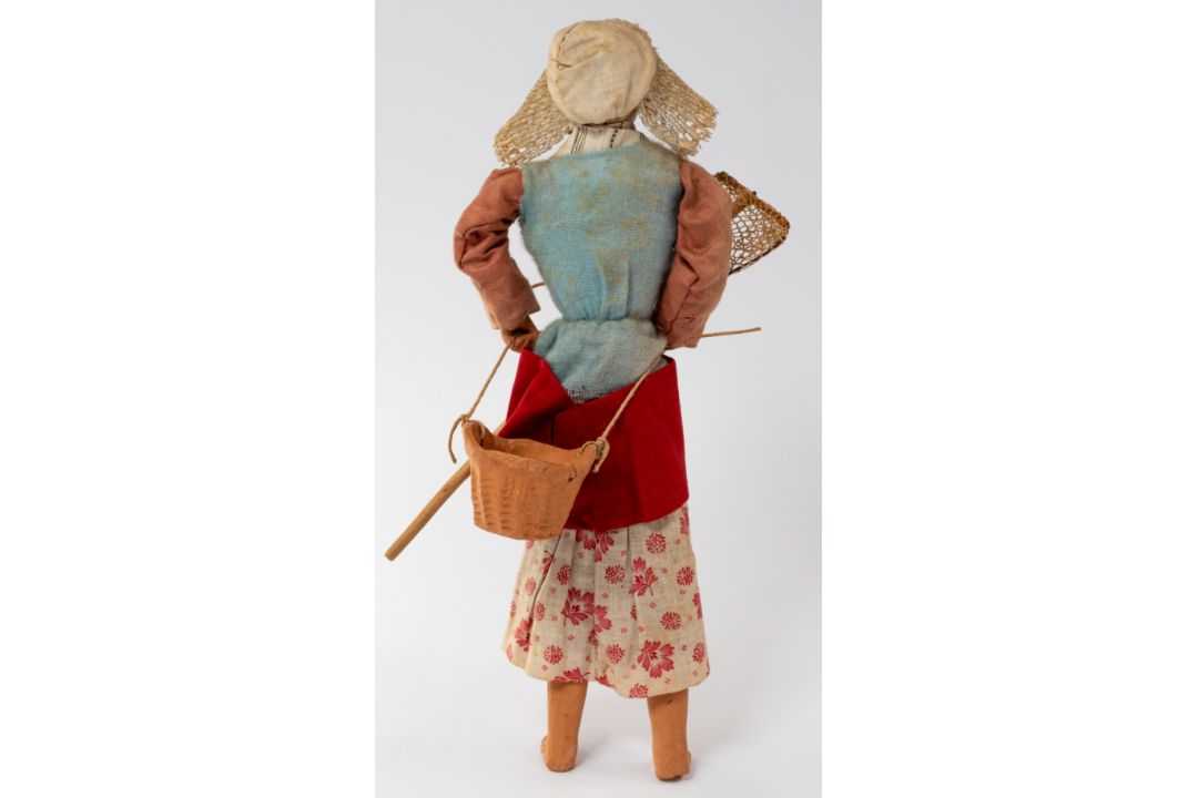 Toys/Collectables: a French bisque headed doll, probably late 19th century, dressed as a fisherwoman - Image 2 of 2