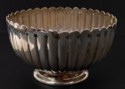 Silver: a late Victorian fluted sugar bowl, London 1893, 12cm diameter, 200g.