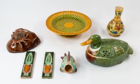 Ceramics: a Wiltshaw & Robinson majolica tazza, decorated in muted greens and browns, with a ret