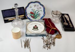 Silver Plate: two sets of cased fish servers, a plate topped glass biscuit barrel, nut picks, cutler