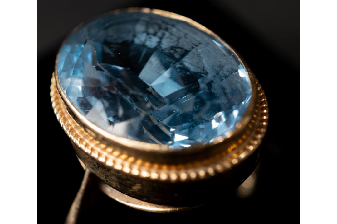 Jewellery: - Image 2 of 3