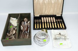 Silver Plate: a cased set of fish cutlery, a part set of Oneida Beethoven pattern cutlery, a set of 