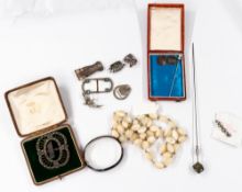 Jewellery: a 19th century Continental coronet brooch in white and yellow metal, set 22 rose cut diam