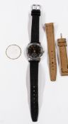 Watches/Militaria: 1940's Jaeger Le Coultre pilot's watch P469/A manual wind movement signed black d