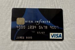 Movies: James Bond's (Daniel Craig) VISA INFINITE Credit Card (blue) from Martin Campbell's Casino R